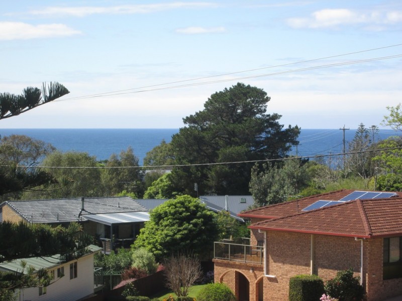 6 Trafalgar Road, Tuross Head NSW 2537