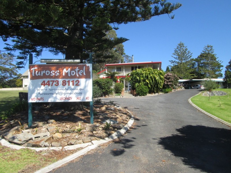 6 Trafalgar Road, Tuross Head NSW 2537