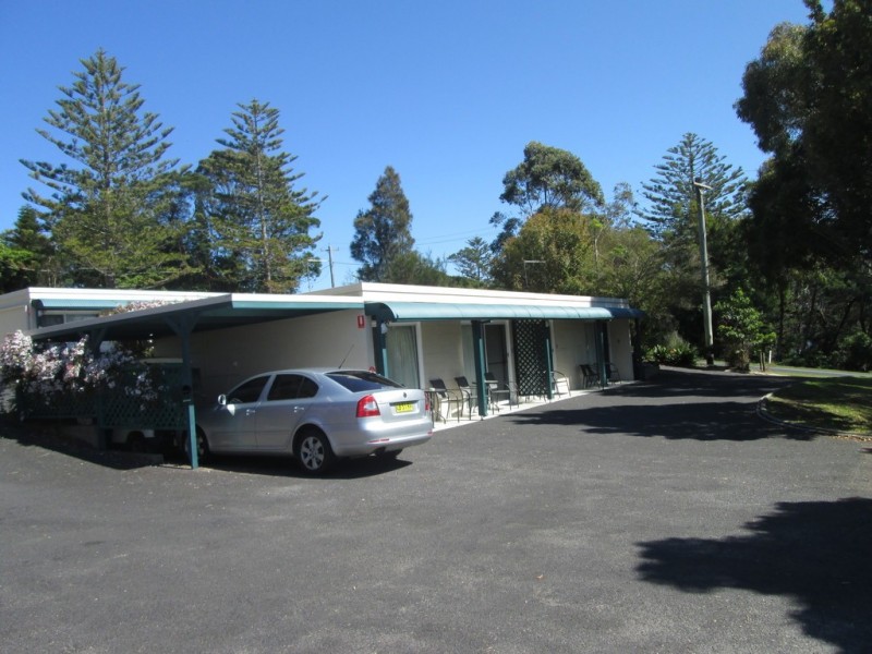6 Trafalgar Road, Tuross Head NSW 2537