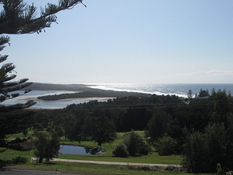 24 Coral Crescent, Tuross Head NSW 2537