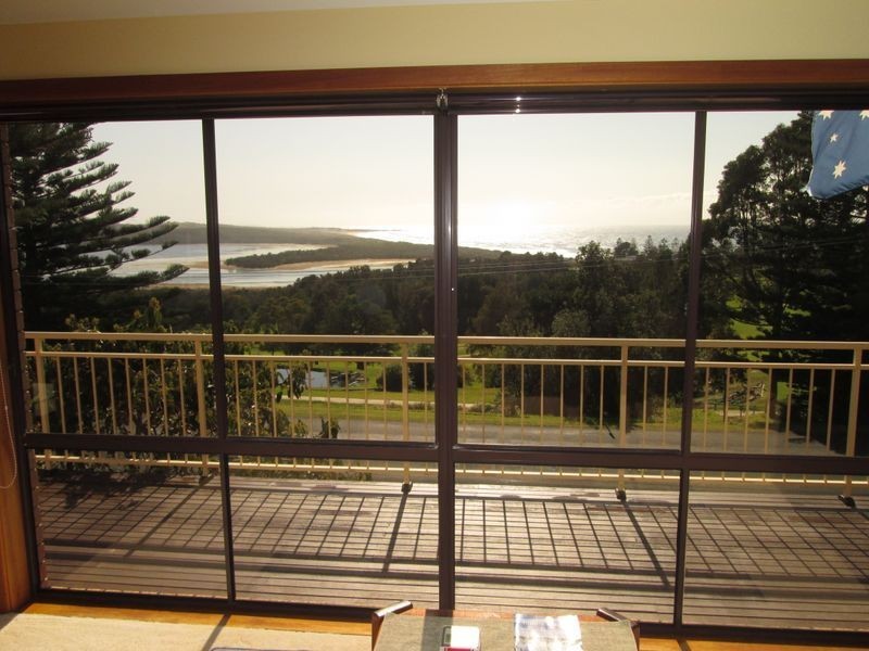 24 Coral Crescent, Tuross Head NSW 2537