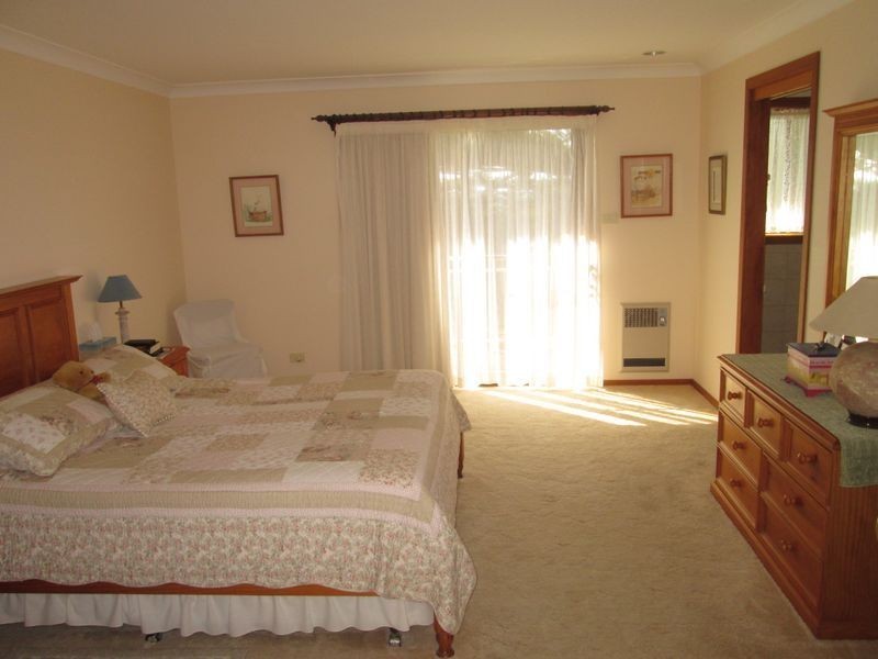 24 Coral Crescent, Tuross Head NSW 2537