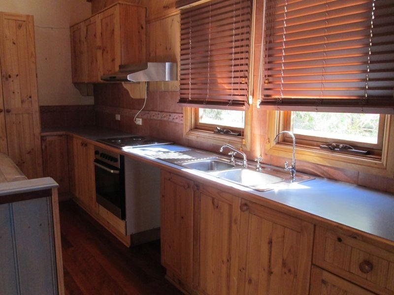 27 Manly Street, Tuross Head NSW 2537