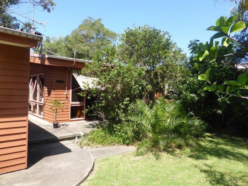 10 Whiting Street, Tuross Head NSW 2537