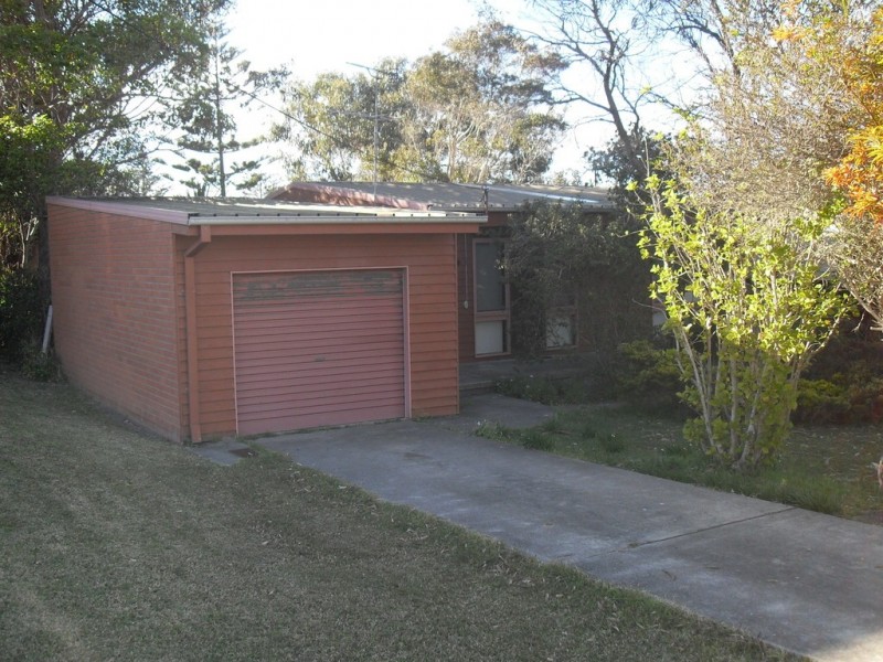 10 Whiting Street, Tuross Head NSW 2537