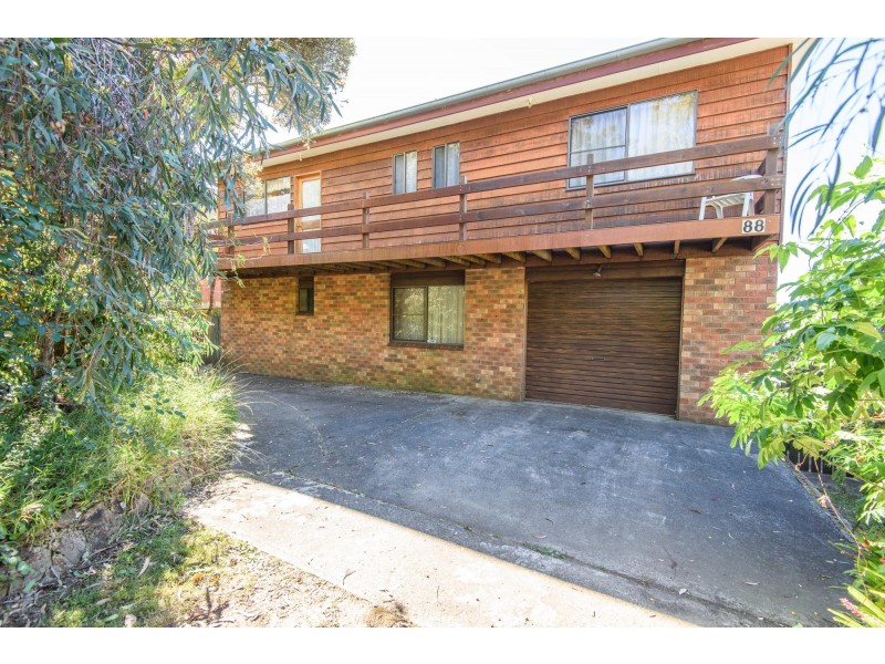 88 Hector McWilliam Drive, Tuross Head NSW 2537
