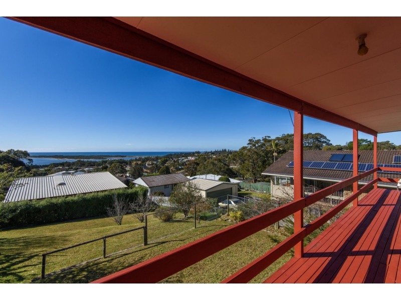 88 Hector McWilliam Drive, Tuross Head NSW 2537