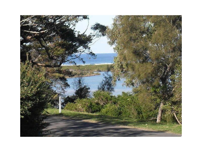 36 Nelson Parade, Tuross Head NSW 2537