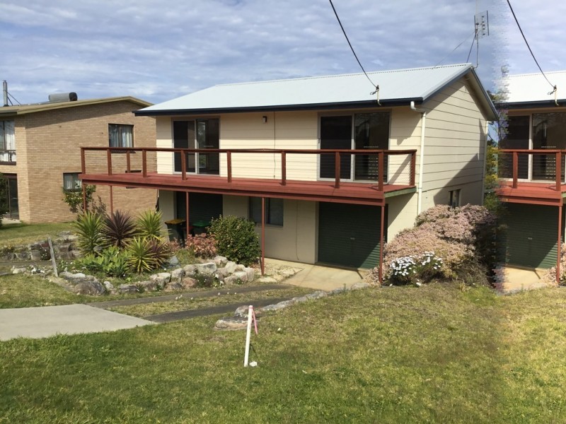 11 Kitchener Road, Tuross Head NSW 2537