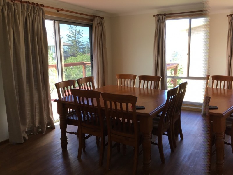 11 Kitchener Road, Tuross Head NSW 2537