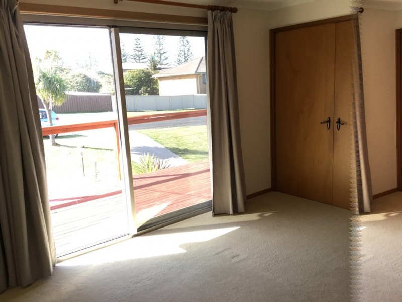 11 Kitchener Road, Tuross Head NSW 2537