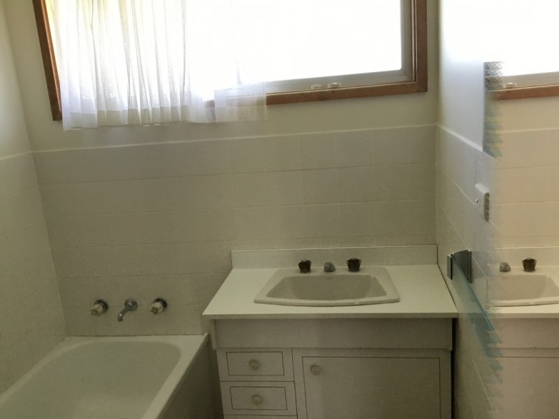 11 Kitchener Road, Tuross Head NSW 2537