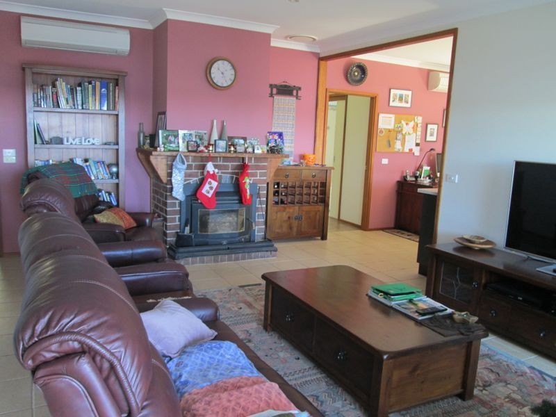 6 Old Princes Highway, Tuross Head NSW 2537