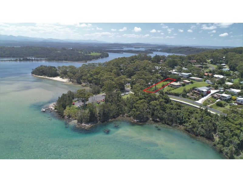 22 Nelson Parade, Tuross Head NSW 2537