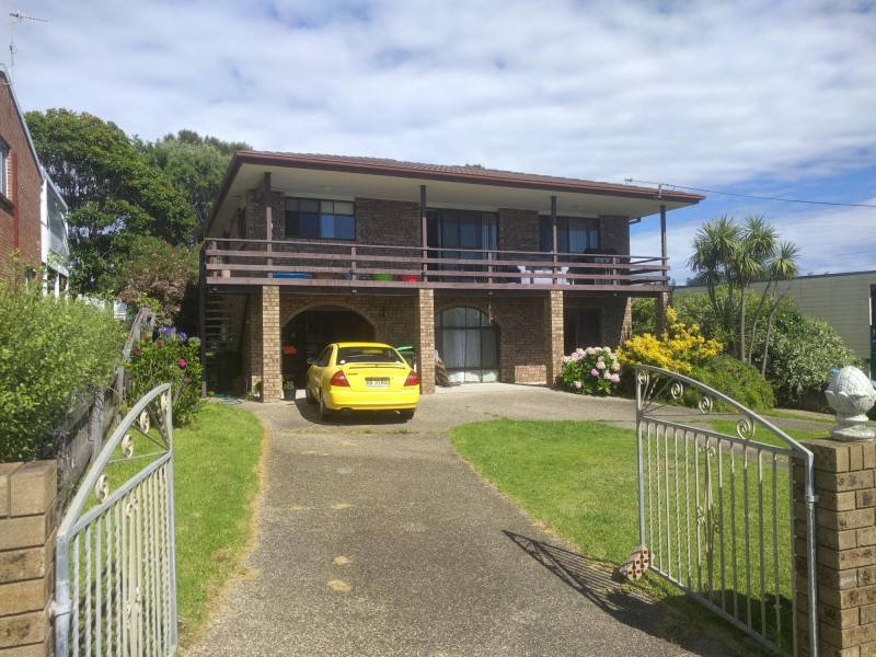 37 Evans Road, Tuross Head NSW 2537