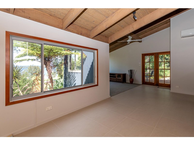 5 Hawdons Cove, Tuross Head NSW 2537