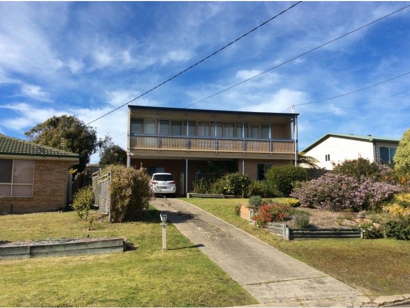 19 Anderson Avenue, Tuross Head NSW 2537