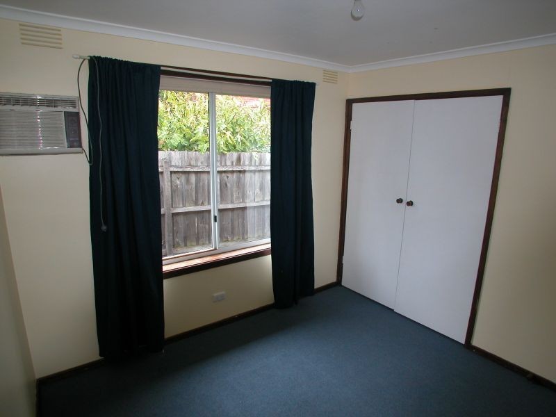 10 Rosehill Court, Mill Park VIC 3082