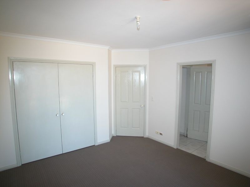 2/6 Brabham Drive, Mill Park VIC 3082