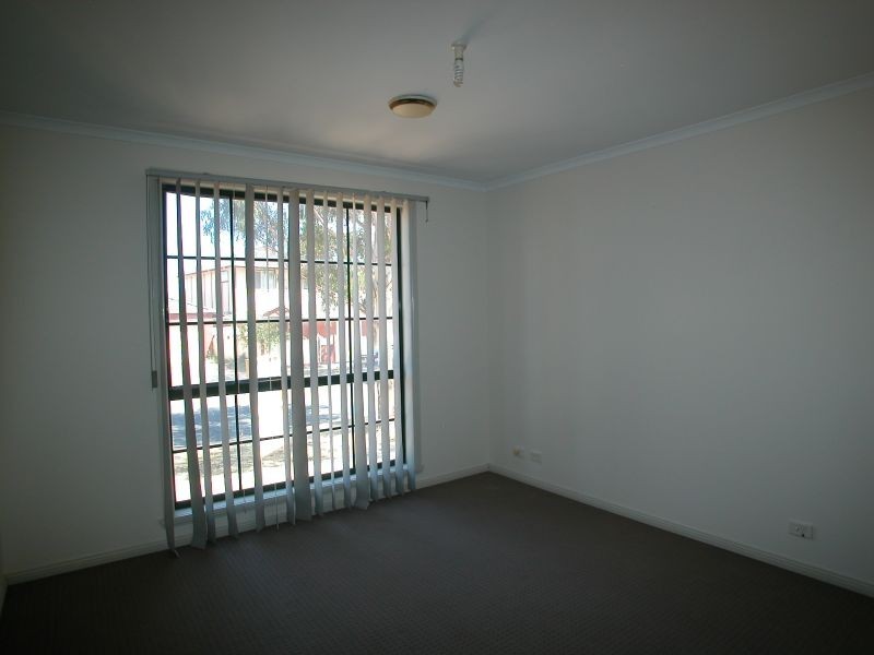 2/6 Brabham Drive, Mill Park VIC 3082