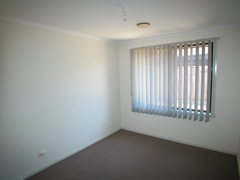 2/6 Brabham Drive, Mill Park VIC 3082