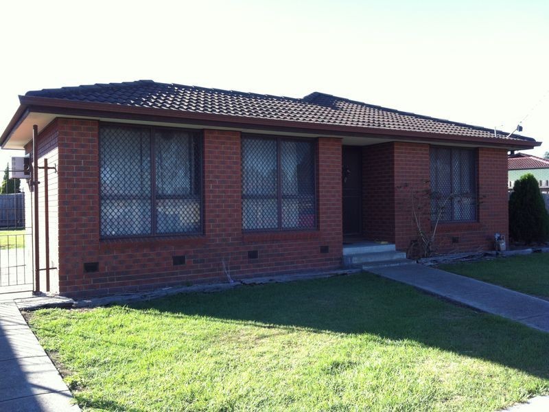 2 Meadowglen Drive, Epping VIC 3076