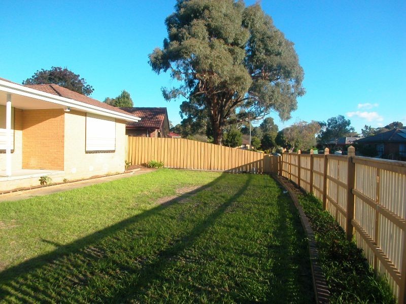17 Malua Crescent, Mill Park VIC 3082