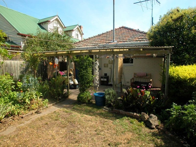 92 Gooch Street, Thornbury VIC 3071