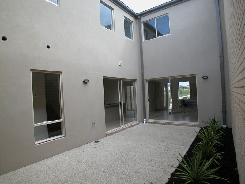 9 Mujeres Walk, Epping VIC 3076