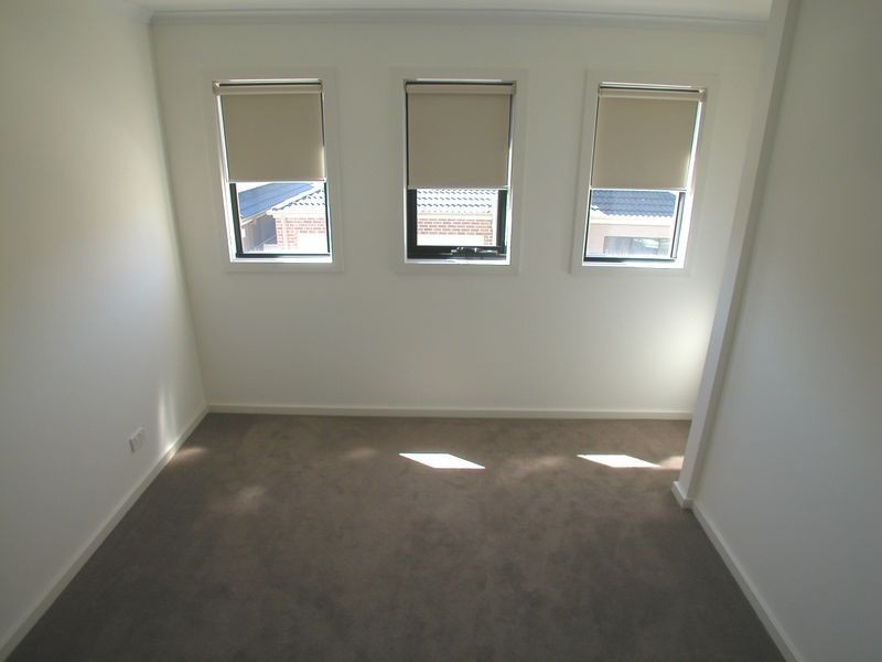10/13 Viewgrand Boulevard, Epping VIC 3076