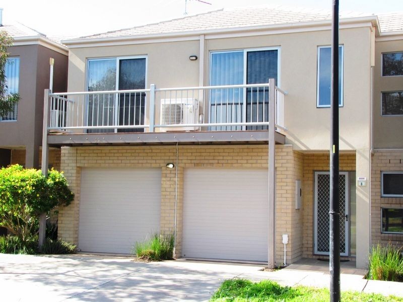 8 Antigua Walk, Epping VIC 3076