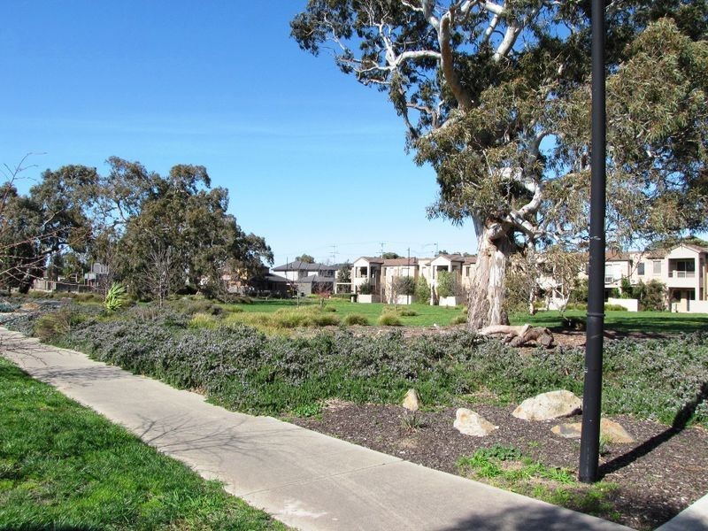 8 Antigua Walk, Epping VIC 3076