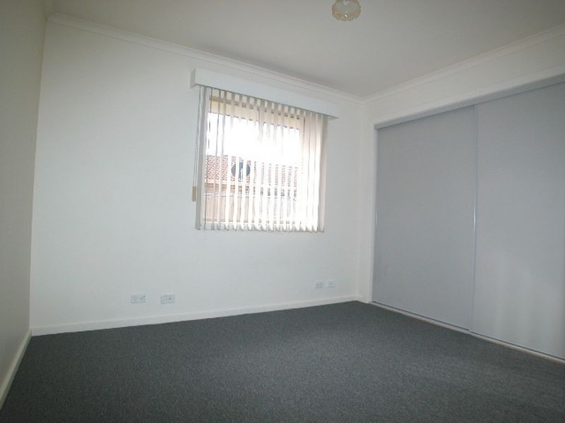 42 Friendship Avenue, Mill Park VIC 3082