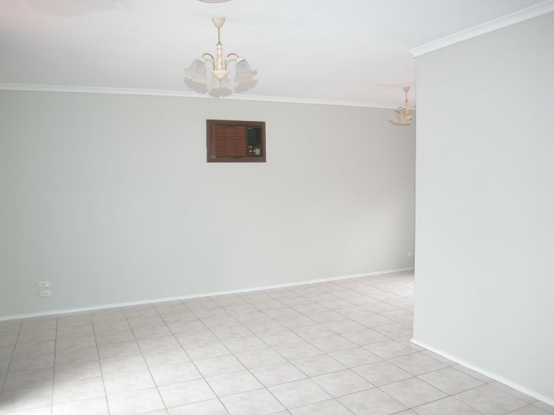 19 Foxzami Crescent, Epping VIC 3076