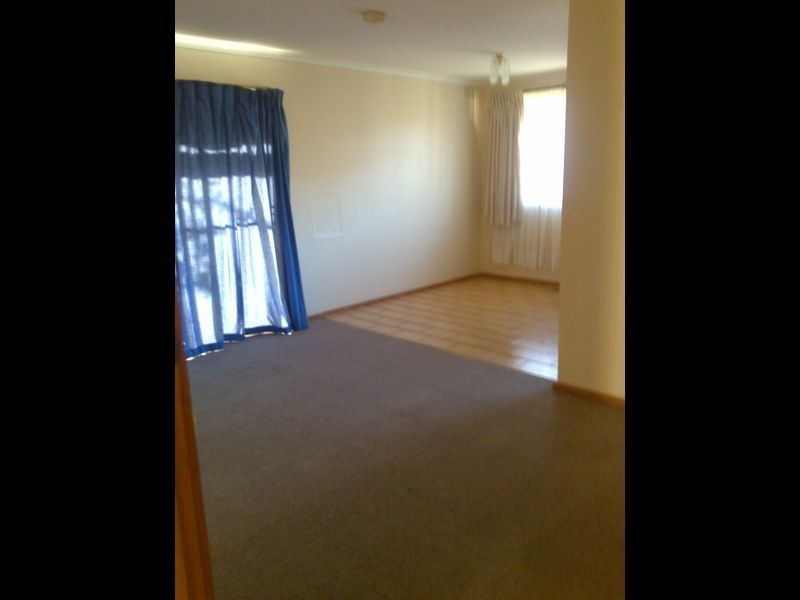 13 Fraser Close, Mill Park VIC 3082