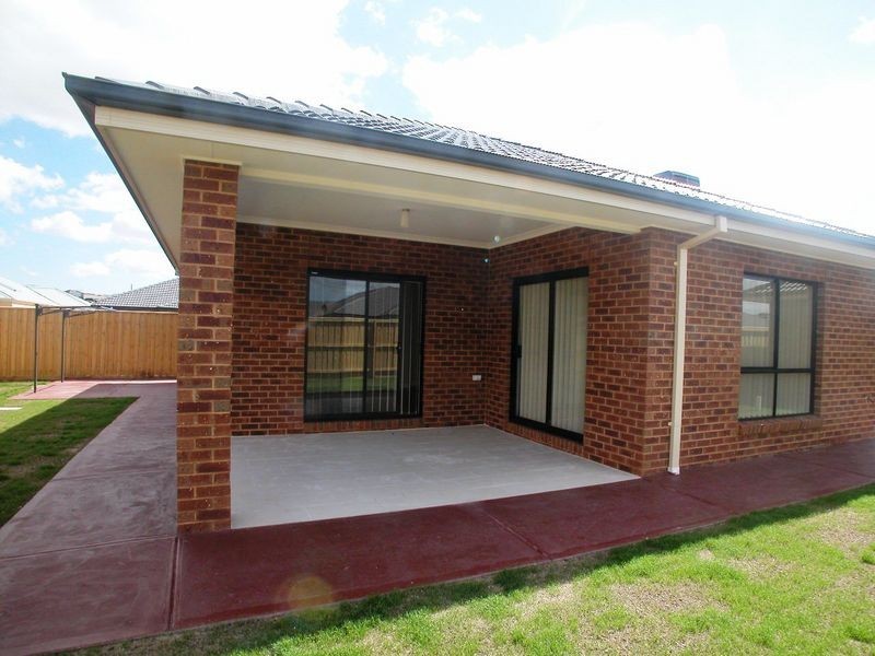 6 Padthaway Place, Mernda VIC 3754