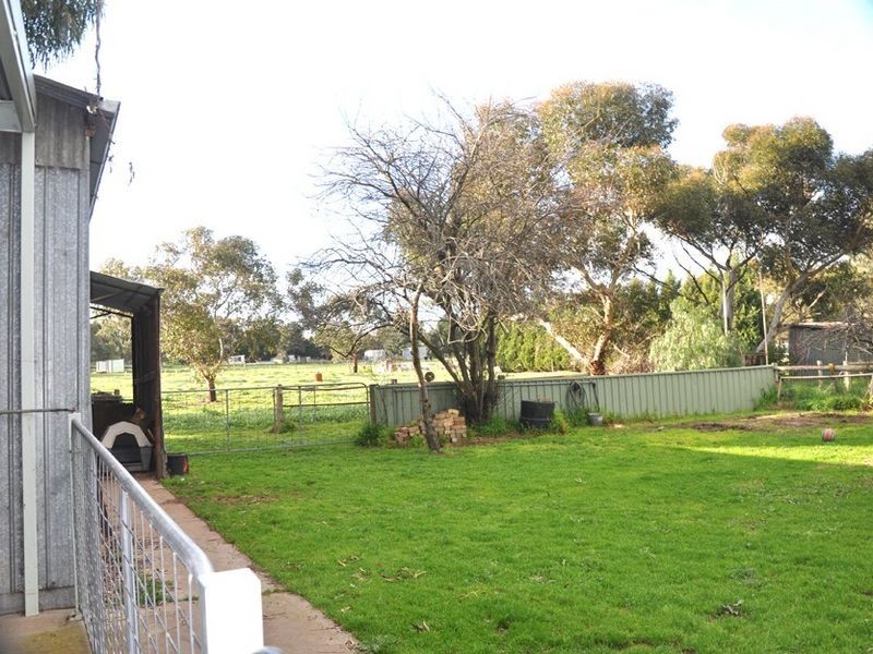 885 Bridge Inn Road, Doreen VIC 3754