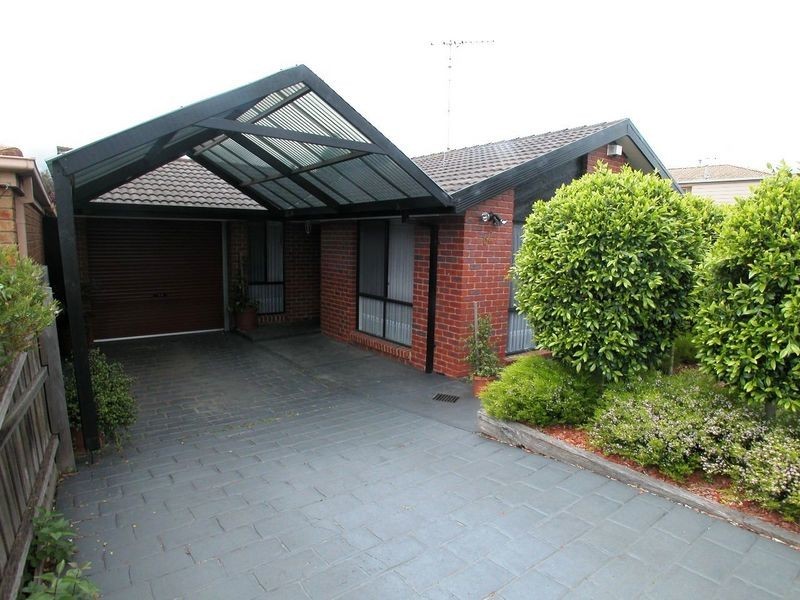 62 Manning Clarke Road, Mill Park VIC 3082