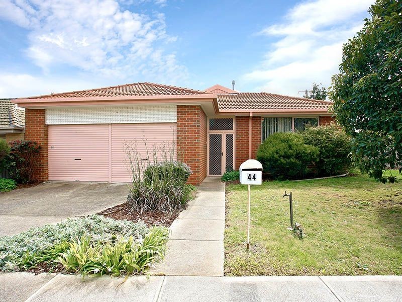 44 Friendship Avenue, Mill Park VIC 3082