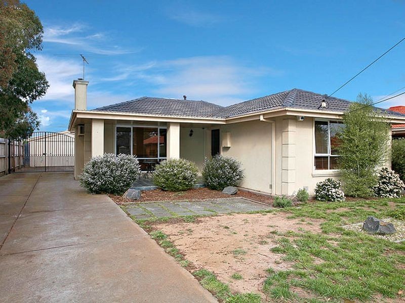 14 Oulton Street, Fawkner VIC 3060