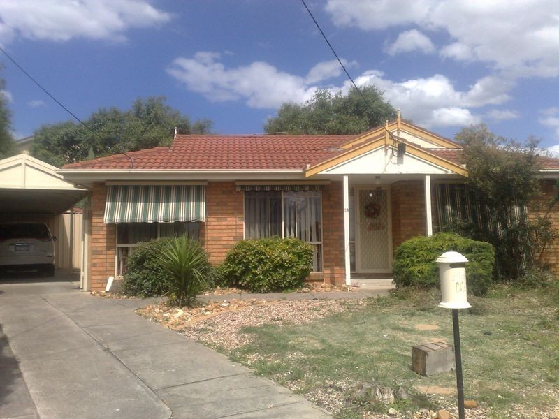 13 Marsden Court, Mill Park VIC 3082