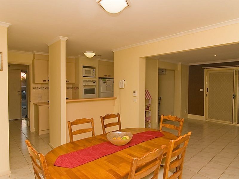 13 Marsden Court, Mill Park VIC 3082