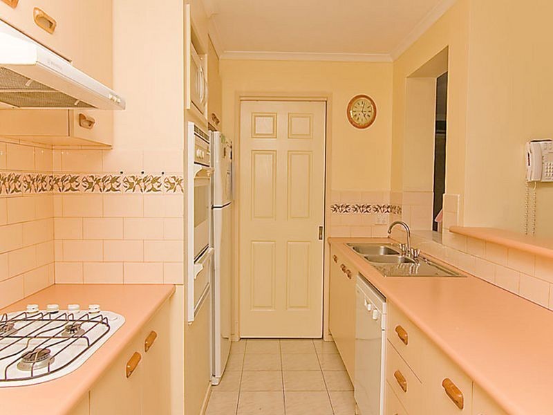 13 Marsden Court, Mill Park VIC 3082