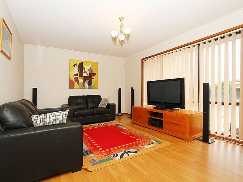 5 Marsden Court, Mill Park VIC 3082