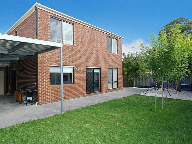11 Junor Court, South Morang VIC 3752