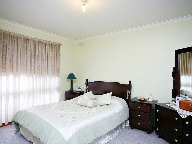 15 Winter Court, Mill Park VIC 3082