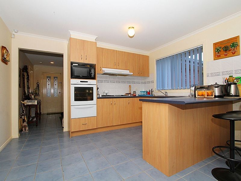 19 Parkside View, South Morang VIC 3752