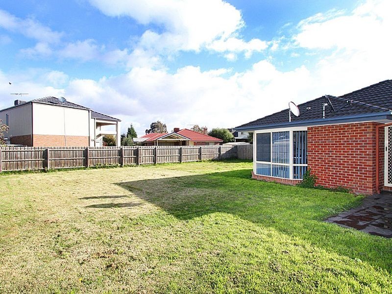 19 Parkside View, South Morang VIC 3752