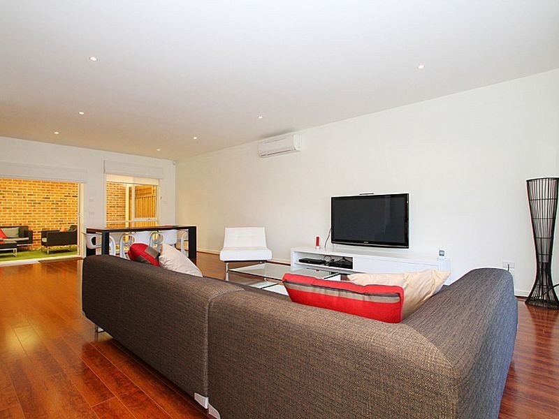 106A Purinuan Road, Reservoir VIC 3073