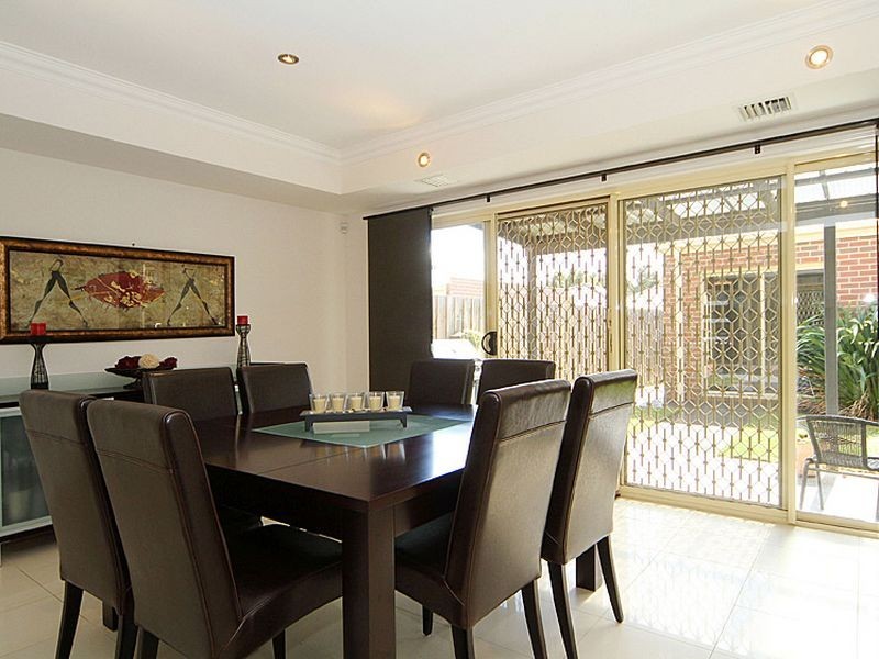 39 Vincent Drive, South Morang VIC 3752